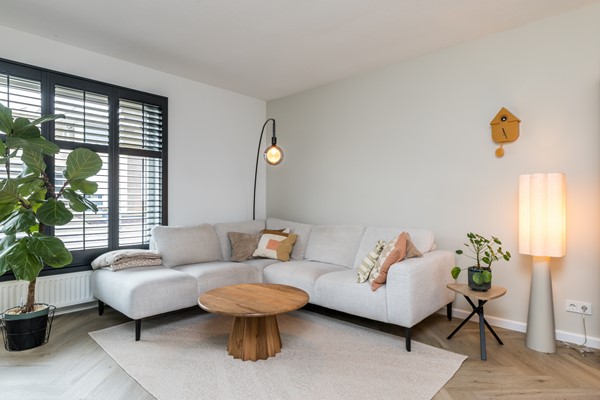 Foto - Te koop: Instapklare gemoderniseerde geschakelde 2 onder 1 kap woning in Simpelveld